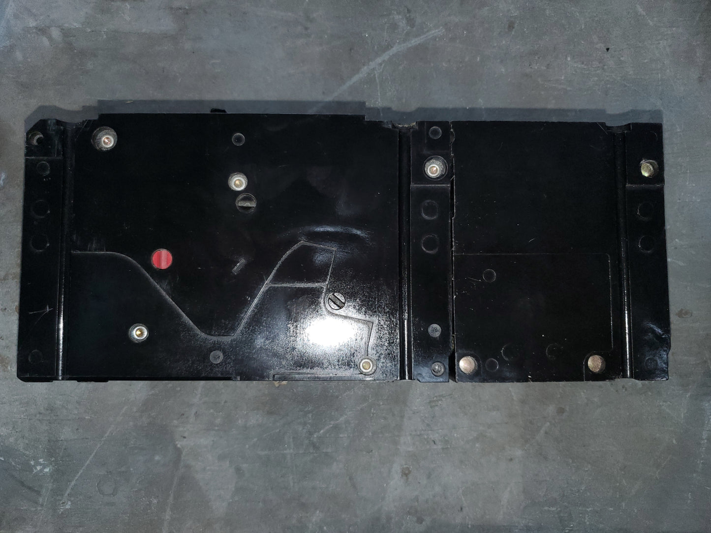 Siemens CED63B110 3 Pole Circuit Breaker