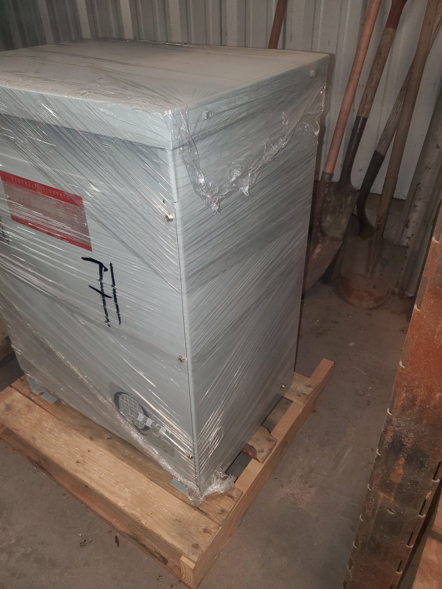 GE General Electric Dry Type Transformer 45KVA 9T23B3873 3 PHASE