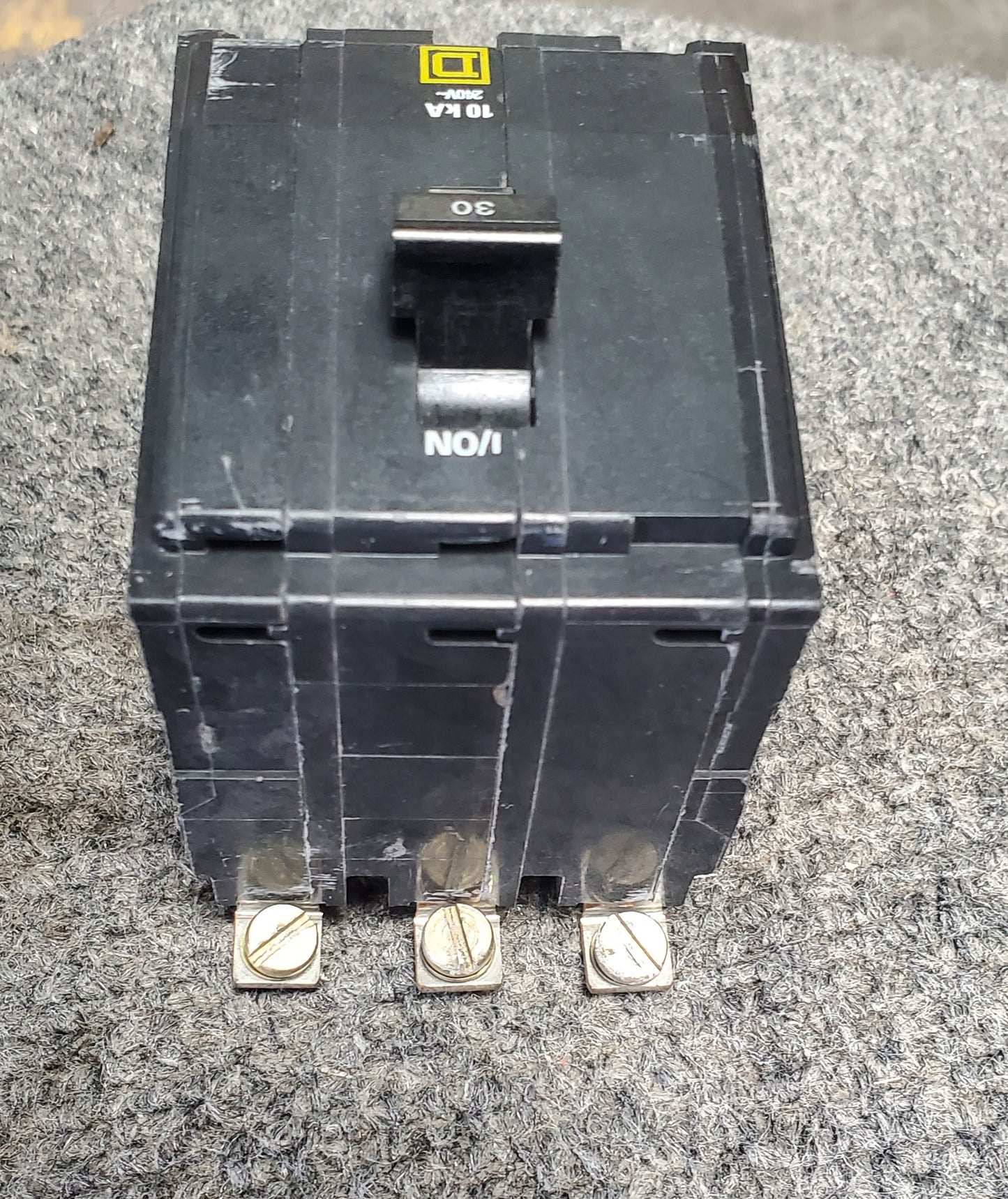 Square D QOB330 Circuit Breaker