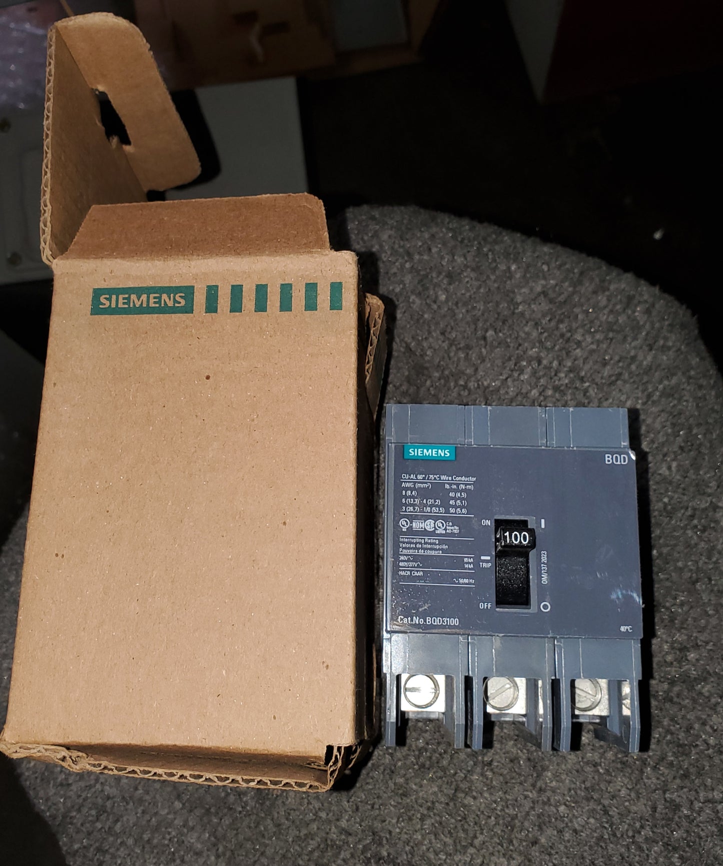 Siemens BQD3100 Circuit Breaker