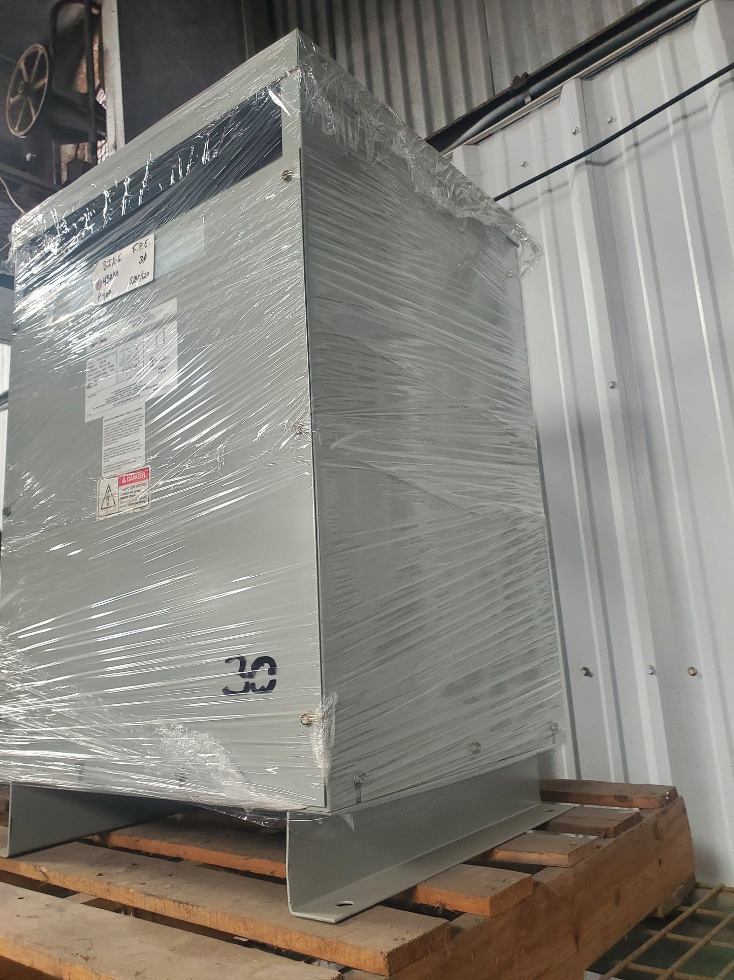 45 KVA 480V PRIMARY 240/120V SECONDARY 3 PHASE F.P.E. TRANSFORMER