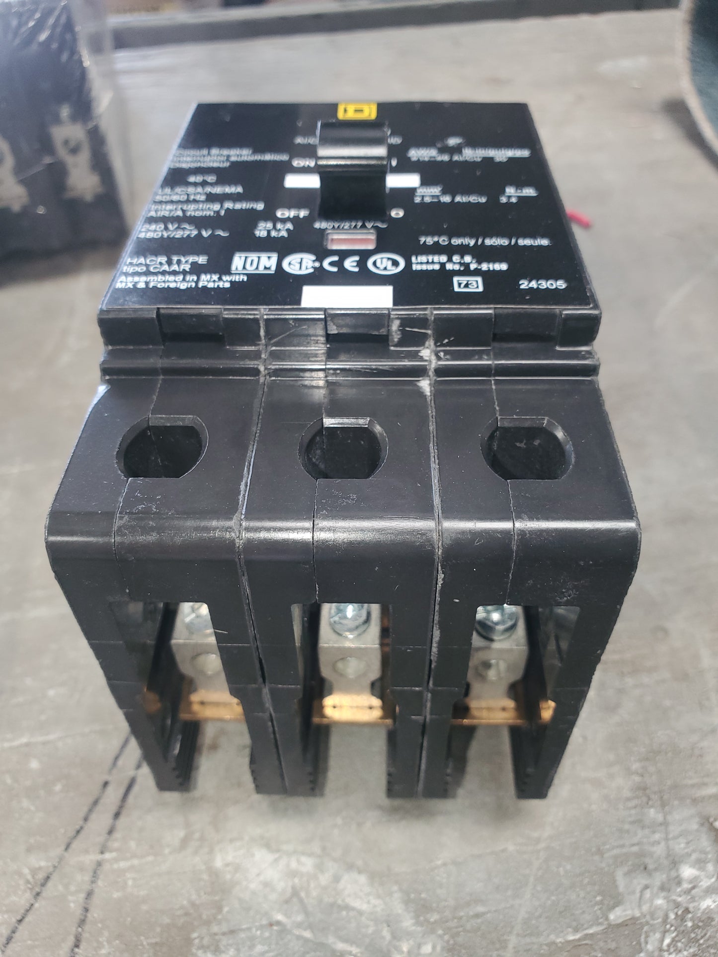 Square D EDB34030 Circuit Breaker (USED)