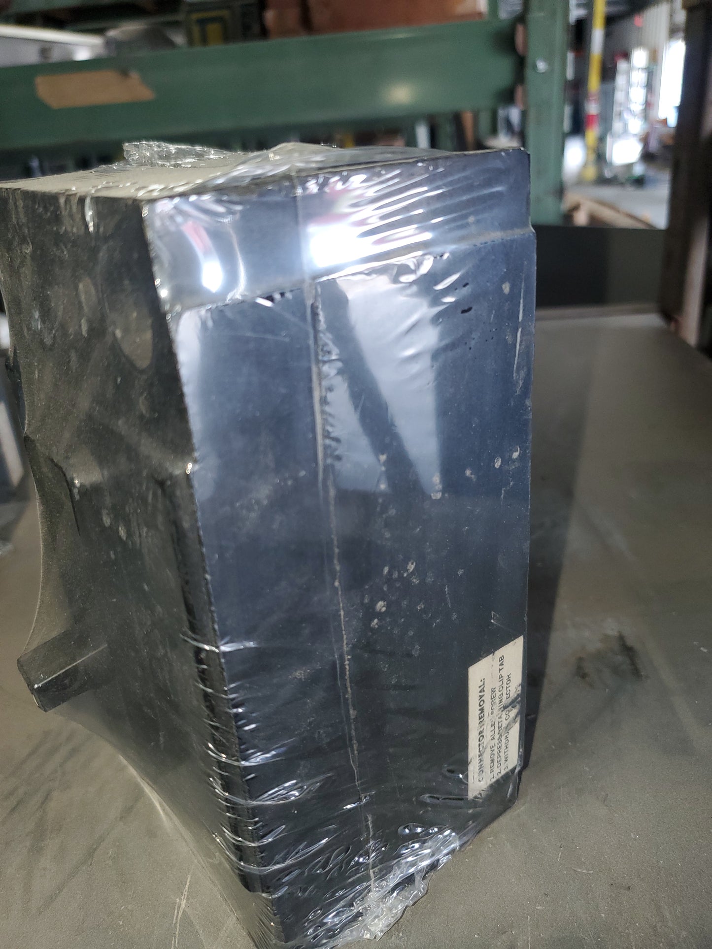 NEJ233225 - FPE 225A AMP 3P POLE 10kA@240V BOLT ON CIRCUIT BREAKER - U FLAW