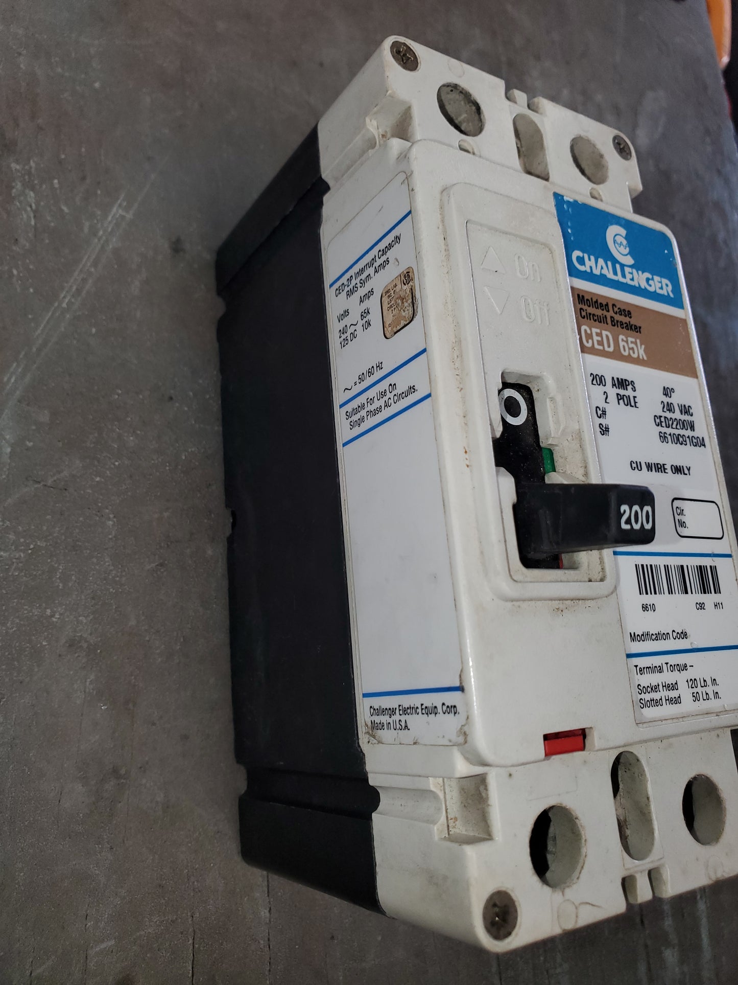 Challenger CED2200 Circuit Breaker 200 Amp 240v 2-Pole