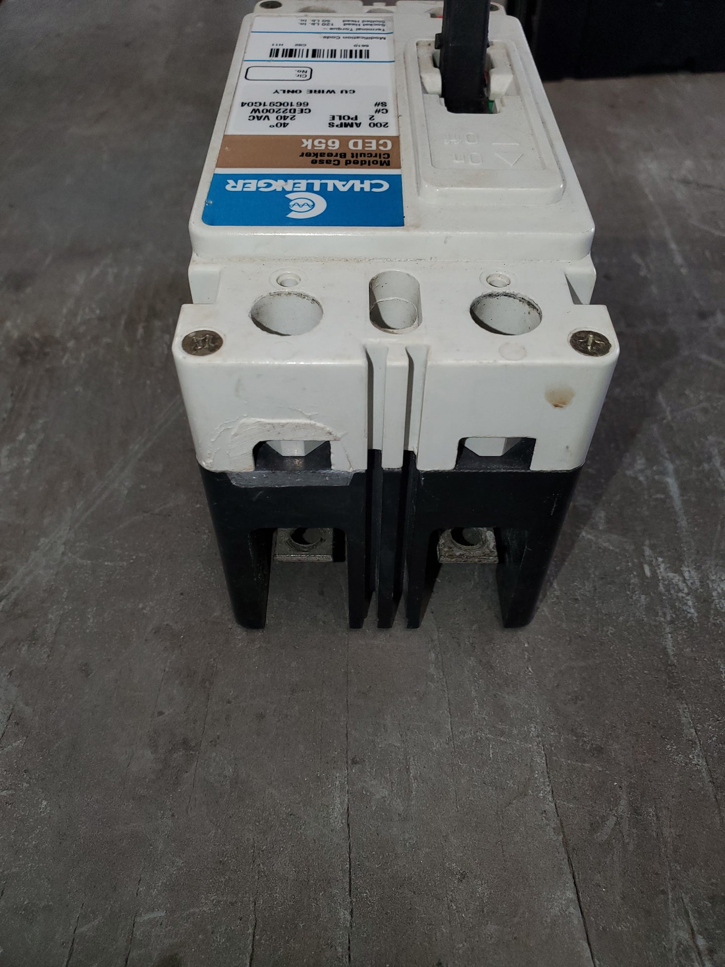 Challenger CED2200 Circuit Breaker 200 Amp 240v 2-Pole